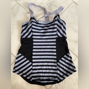 Lululemon size 8 periwinkle blue & black stripe wide strap built in bra tank top